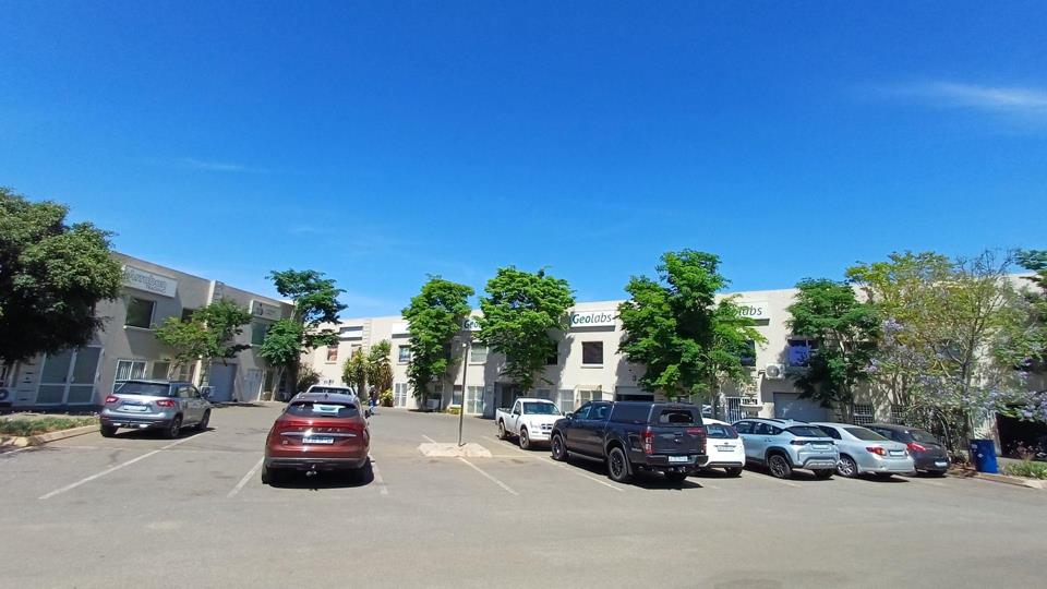 Industrial property to rent in Hennopspark - 4 & 5 Imperium Business ...