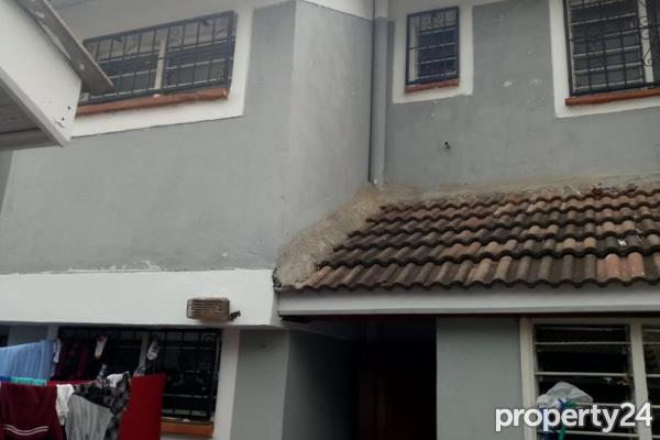 4 Bedroom House for Sale in South C