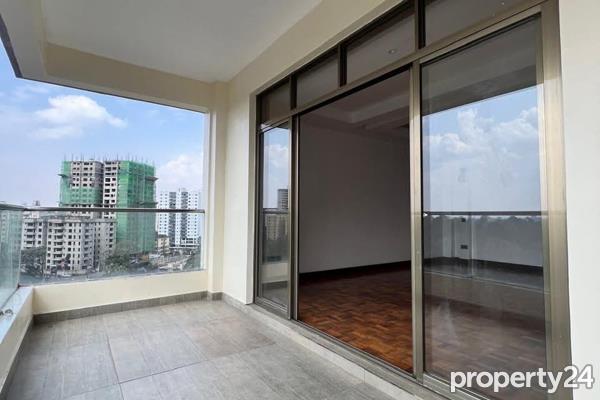 3 Bedroom Apartment / Flat