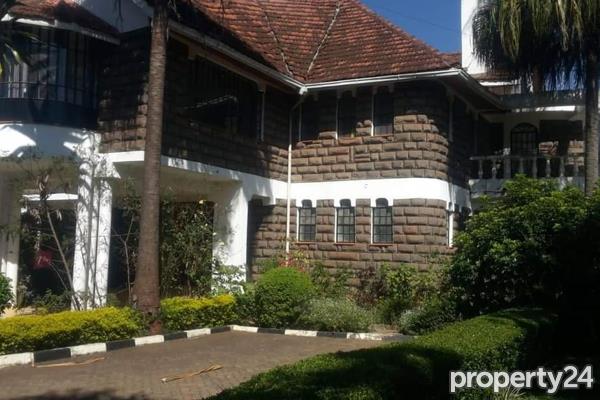 5 Bedroom House for Sale in Runda