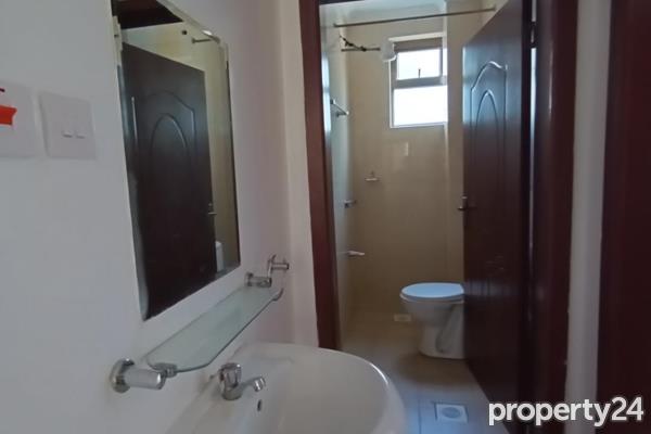 3 Bedroom Apartment / Flat to Rent in Lavington