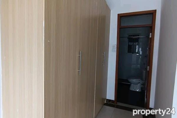 3 Bedroom Apartment / Flat