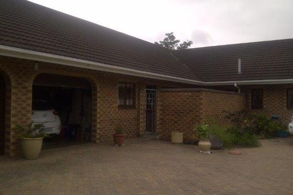 Look no further spacious, face brick family ho,e with self contained granny flat, level ...
