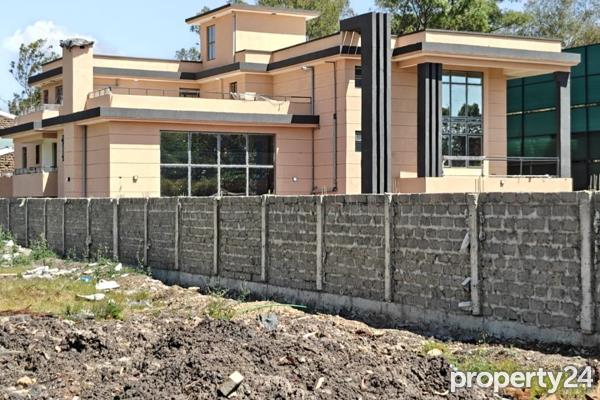 11 Bedroom House for Sale in Karen
