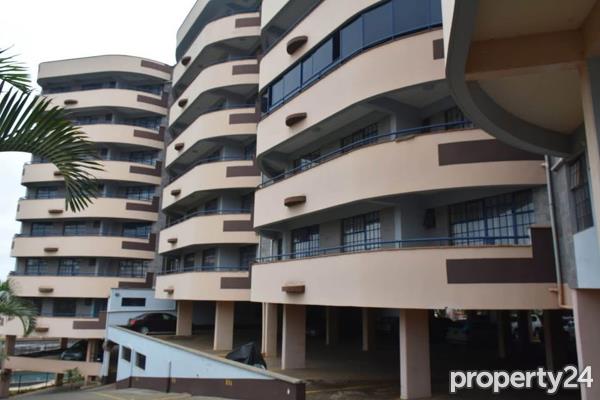 3 Bedroom Apartment / Flat