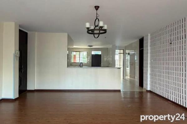 3 Bedroom Apartment / Flat to Rent in Lavington