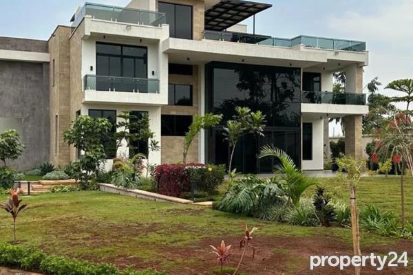6 Bedroom House