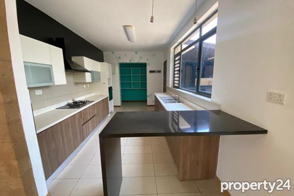 5 Bedroom House for Sale in Kiambu Road
