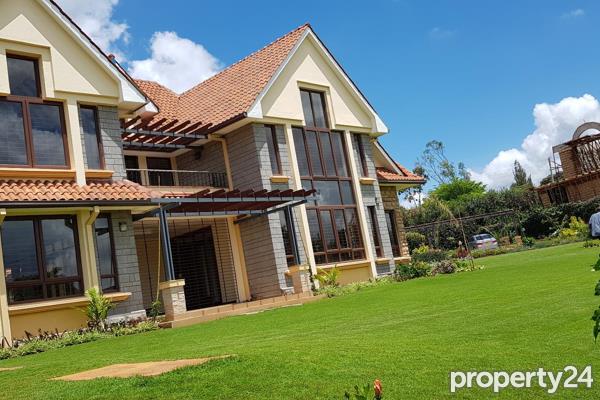 5 Bedroom House for Sale in Runda