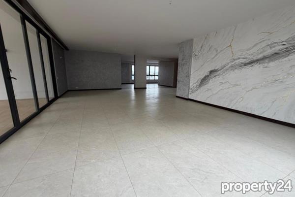 5 Bedroom Apartment / Flat