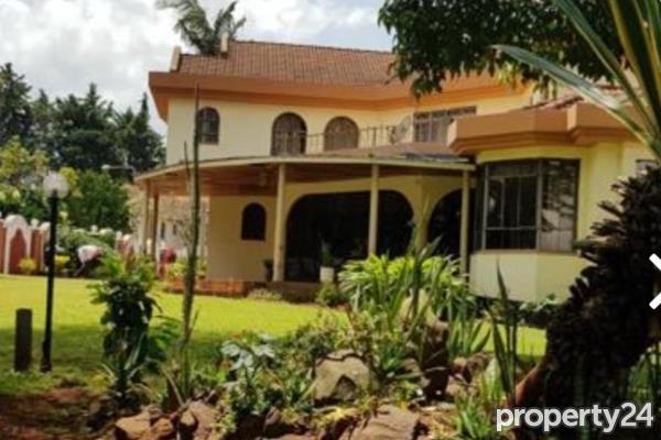 5 Bedroom House for Sale in Nyari