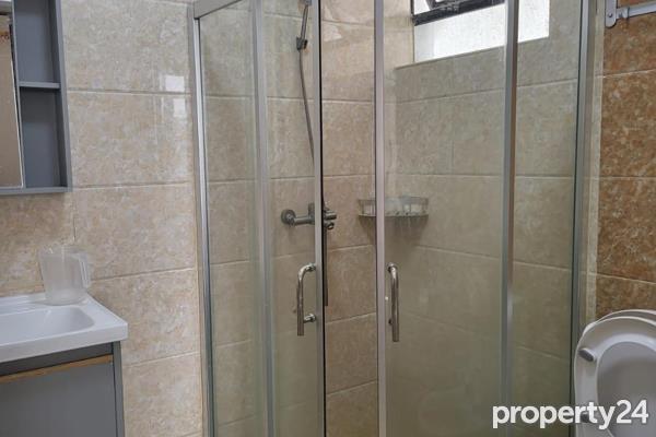 2 Bedroom Apartment / Flat