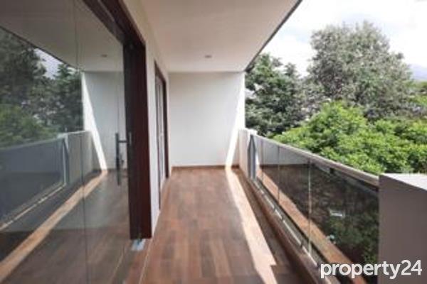 3 Bedroom Apartment / Flat