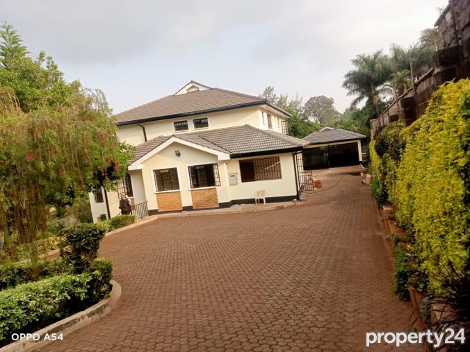 5 Bedroom House for Sale in Runda