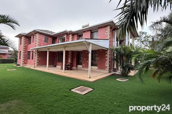 7 Bedroom House for Sale in Karen