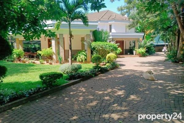 5 Bedroom House