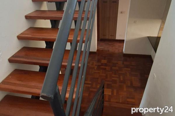 3 Bedroom Apartment / Flat to Rent in Riverside