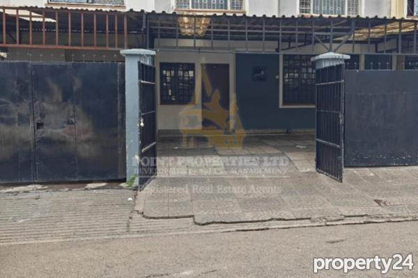 4 Bedroom House for Sale in South C