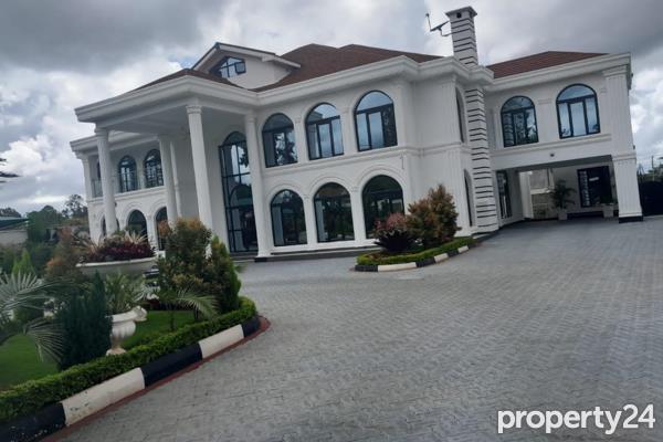 6 Bedroom House