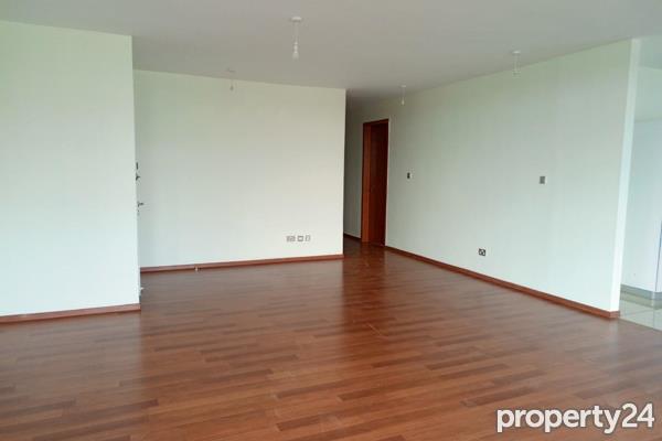 3 Bedroom Apartment / Flat