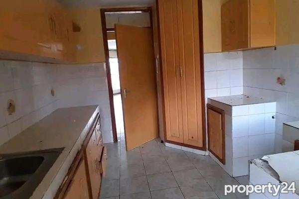 3 Bedroom Apartment / Flat
