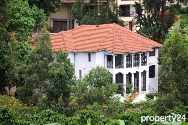6 Bedroom House for Sale in Kitisuru