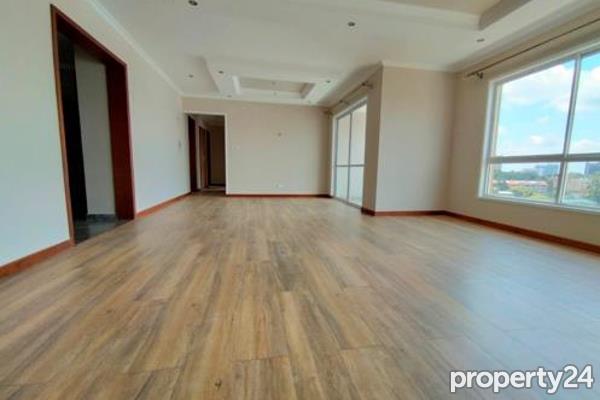 3 Bedroom Apartment / Flat to Rent in Riverside