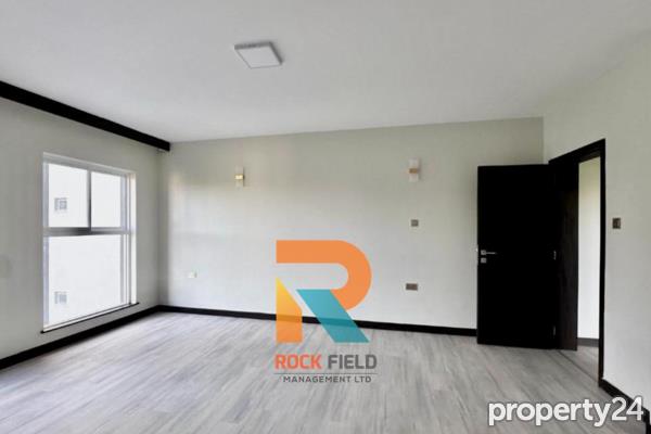 3 Bedroom Apartment / Flat to Rent in Riverside