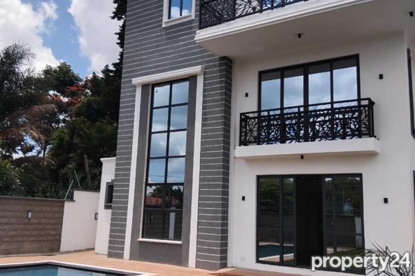 6 Bedroom House for Sale in Lavington