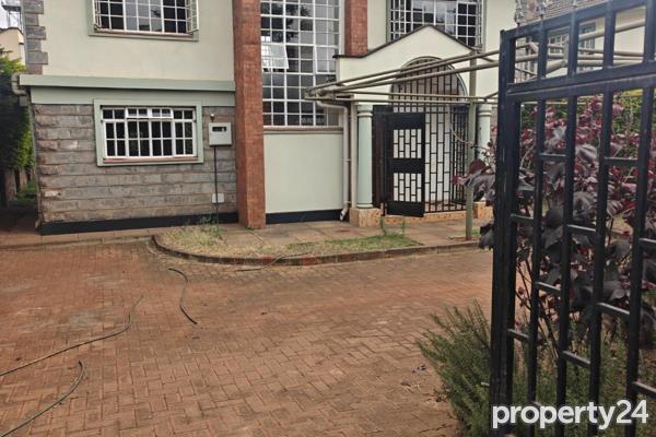 4 Bedroom House for Sale in Kiambu Road