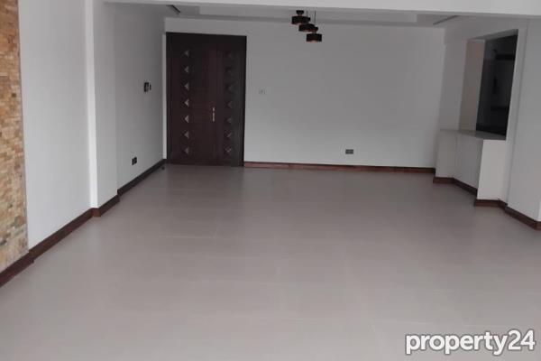 4 Bedroom Apartment / Flat to Rent in Kilimani