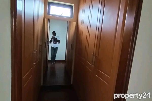 3 Bedroom Apartment / Flat to Rent in Lavington