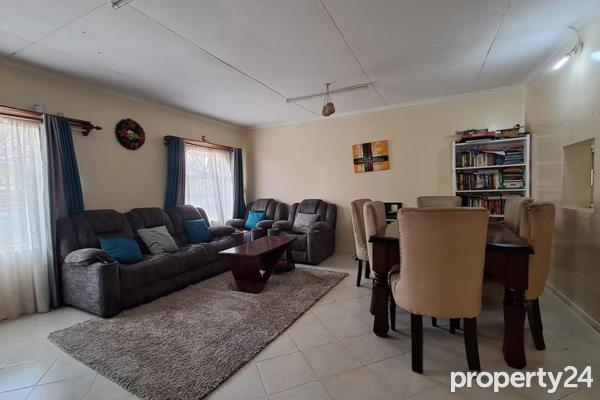 3 Bedroom House for Sale in South C