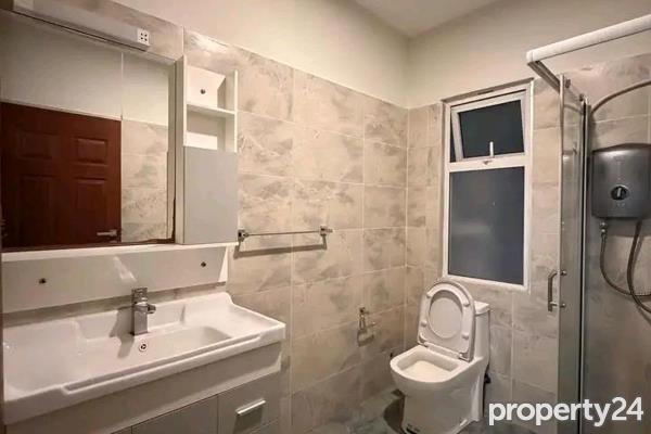 2 Bedroom Apartment / Flat
