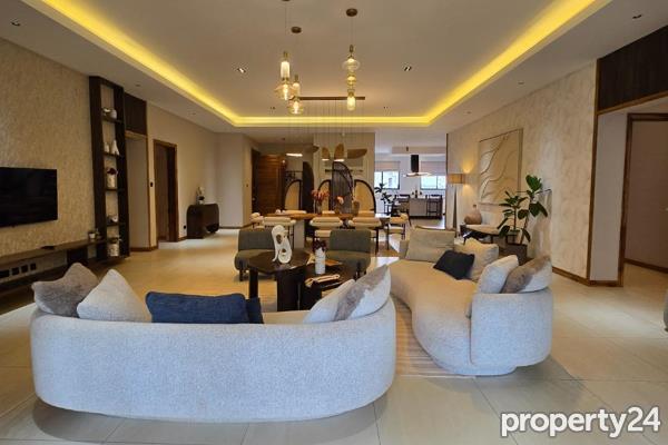 4 Bedroom Apartment / Flat