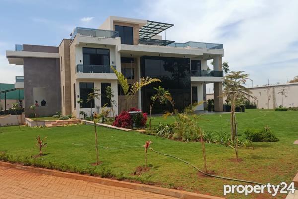 5 Bedroom House for Sale in Runda