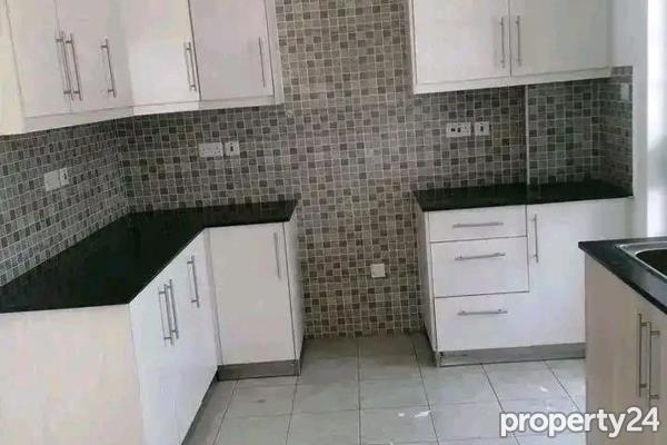 3 Bedroom Apartment / Flat