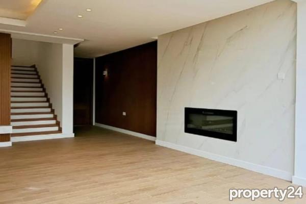 4 Bedroom Apartment / Flat to Rent in Ruaka