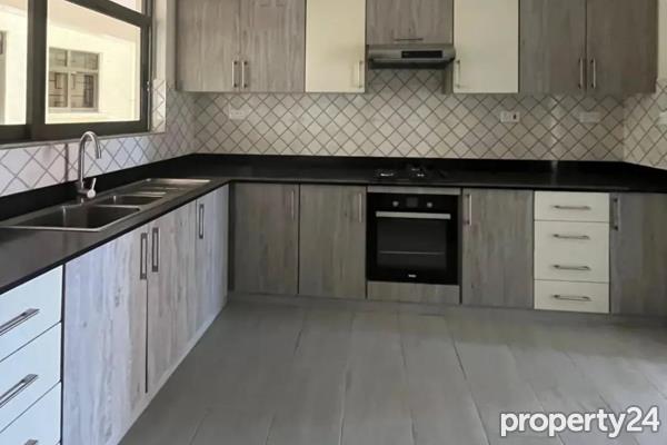 2 Bedroom Apartment / Flat