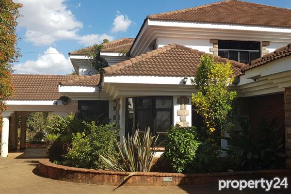 5 Bedroom House for Sale in Nyari