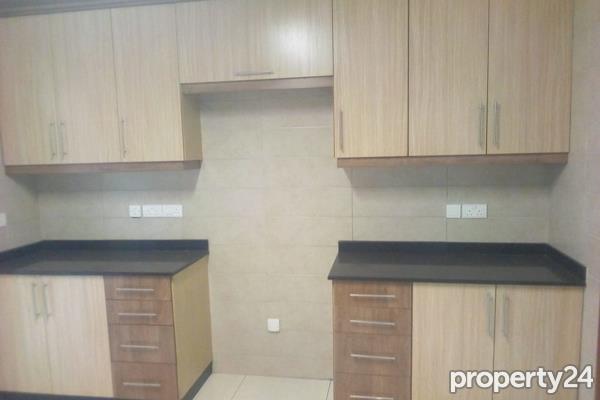 3 Bedroom Apartment / Flat to Rent in Parklands