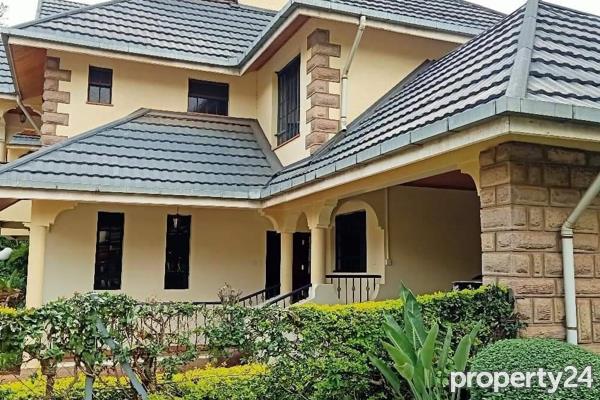 6 Bedroom House for Sale in Lavington