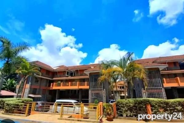 4 Bedroom Apartment / Flat