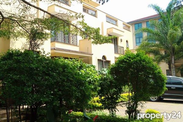 3 Bedroom Apartment / Flat to Rent in Riverside