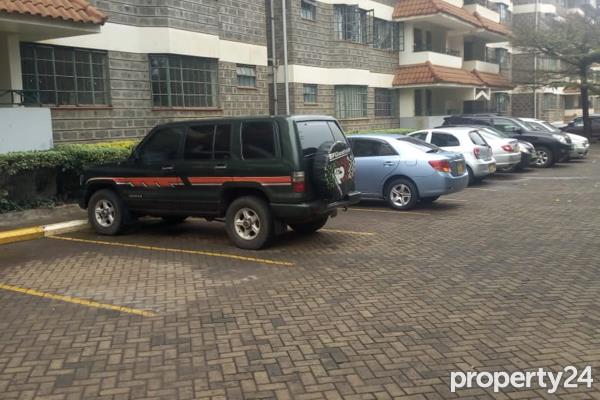 3 Bedroom Apartment / Flat to Rent in Lavington