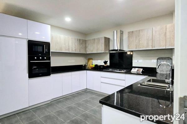 4 Bedroom Apartment / Flat to Rent in Kileleshwa