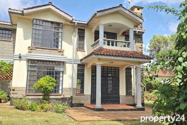 4 Bedroom House for Sale in Rosslyn