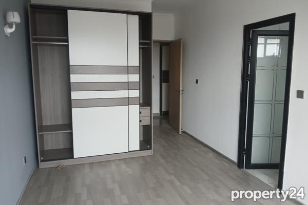 4 Bedroom Apartment / Flat to Rent in Kilimani