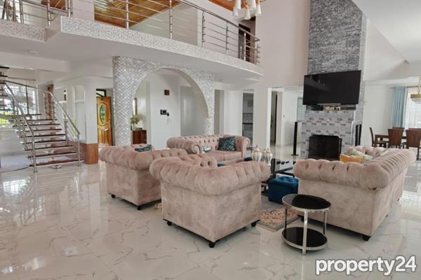 6 Bedroom House for Sale in Karen