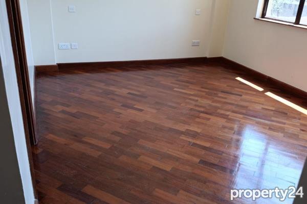 2 Bedroom Apartment / Flat